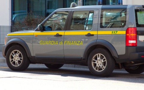 Revocata la licenza, chiuso un distributore di carburanti
