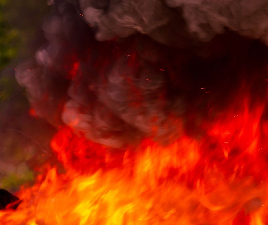 Incendi in Valsesia, proseguono le operazioni di contenimento