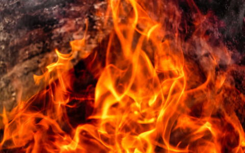 Incendi in Valsesia: la situazione resta critica ma sotto controllo