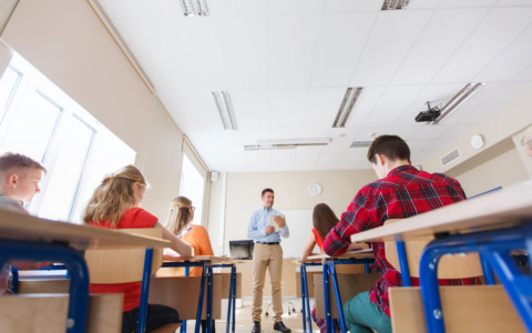Scuola e imprese a Vercelli: otto studentesse a Ecomondo